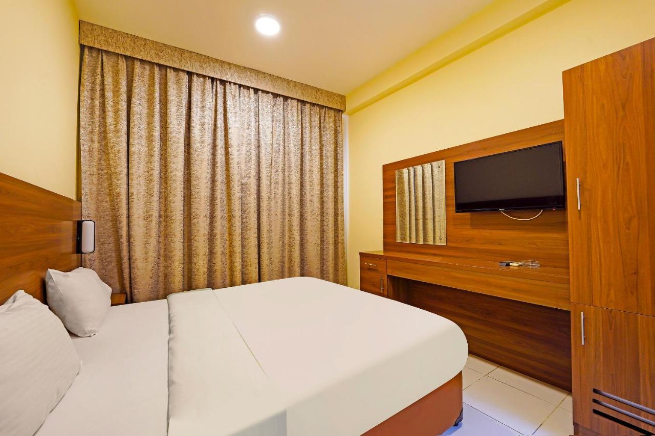 Oyo 925 Emirates Hotel Dubai Ngoại thất bức ảnh