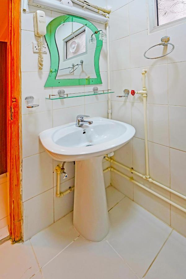 Oyo 925 Emirates Hotel Dubai Ngoại thất bức ảnh