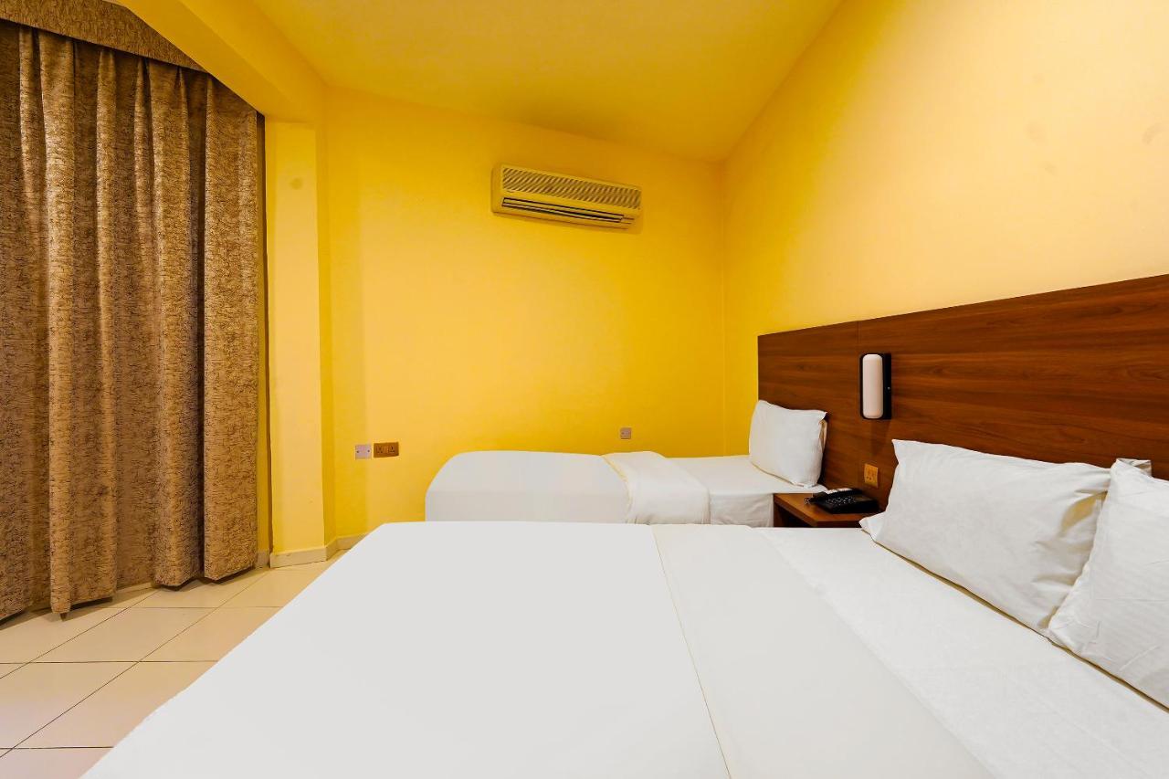 Oyo 925 Emirates Hotel Dubai Ngoại thất bức ảnh